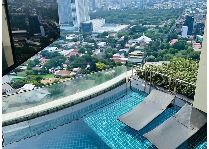Stayluxia * Manila