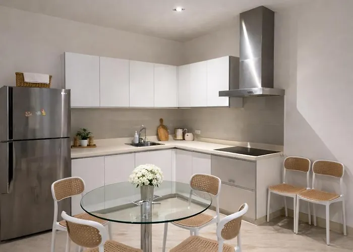 Stayluxia Manila