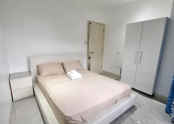 Apartment Stayluxia Manila