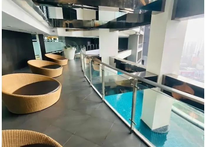 Stayluxia * Manila