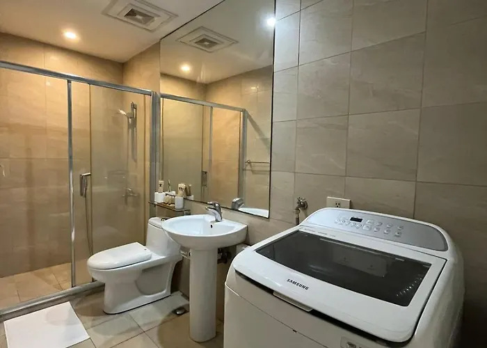 Stayluxia * Manila